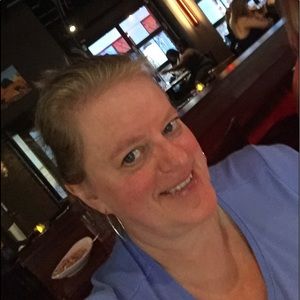 Meet your Posher, Cheryl